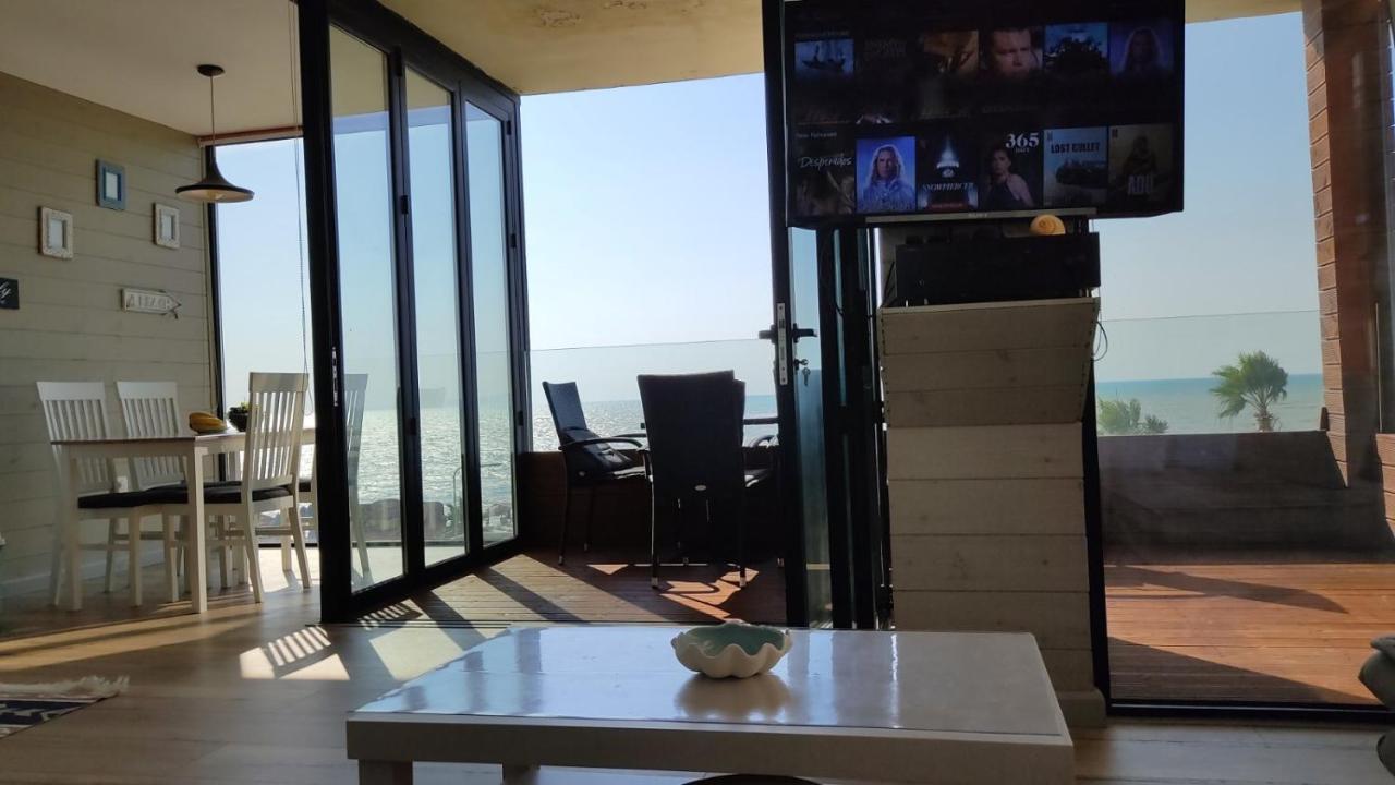 Luxury Beach Apartment In Qerret Golem  Ngoại thất bức ảnh